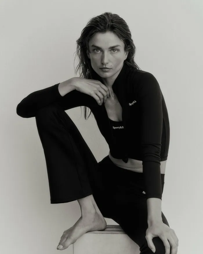 Activewear Women Sporty and Rich Serif Logo Sports Jacket 8211 BlackWhite