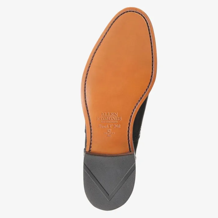 Allen Edmonds Strand CapToe Oxford Midnight Navy Men Oxfords and Derbys