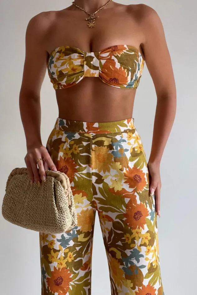 Amalie The Label 8211 Emerson Linen Blend Knotted Bandeau Top In Emerson Floral Women Showpo Curve Clothes