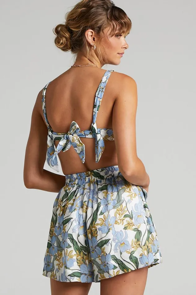 Amalie The Label 8211 Linen Look Estella Elastic Waist Relaxed Shorts In Iris Floral Women Showpo Shorts