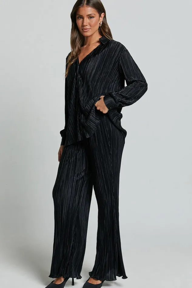 Beca Shirt 8211 Plisse Button Up Shirt In Black Women Showpo Curve Clothes