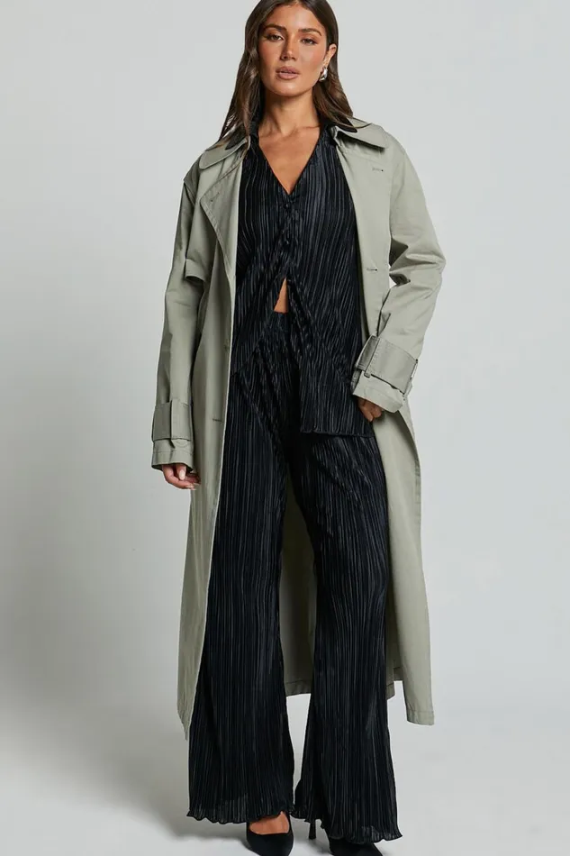 Beca Shirt 8211 Plisse Button Up Shirt In Black Women Showpo Curve Clothes