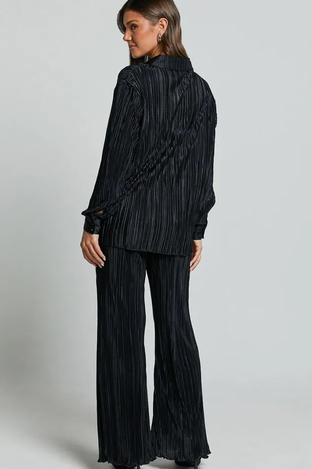 Beca Shirt 8211 Plisse Button Up Shirt In Black Women Showpo Curve Clothes