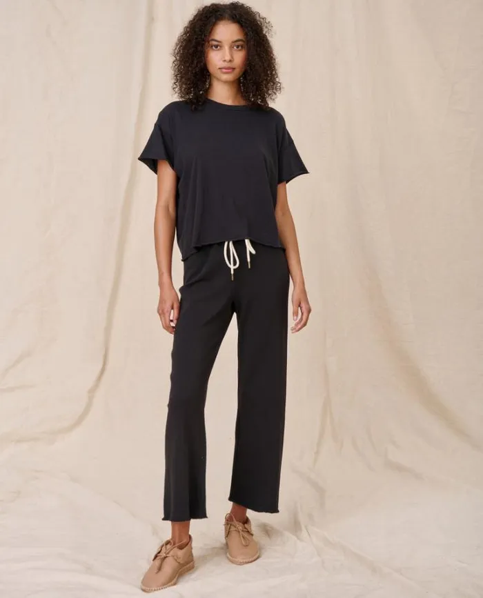 Bottoms Women039s The Great The Wide Leg Cropped Sweatpant Almost Black