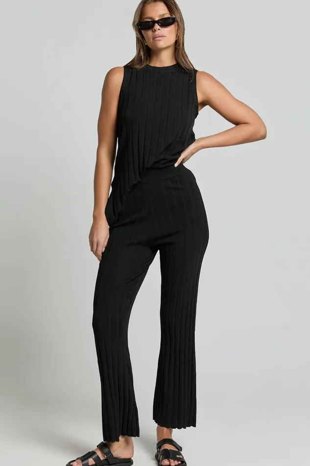 Candice Top 8211 Crew Neck Sleeveless Knit Top In Black Women Showpo Knitwear