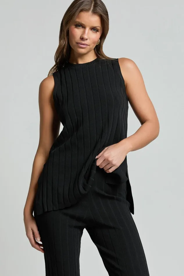 Candice Top 8211 Crew Neck Sleeveless Knit Top In Black Women Showpo Knitwear