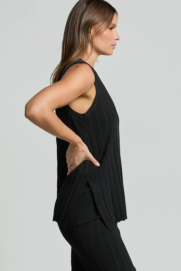 Candice Top 8211 Crew Neck Sleeveless Knit Top In Black Women Showpo Knitwear