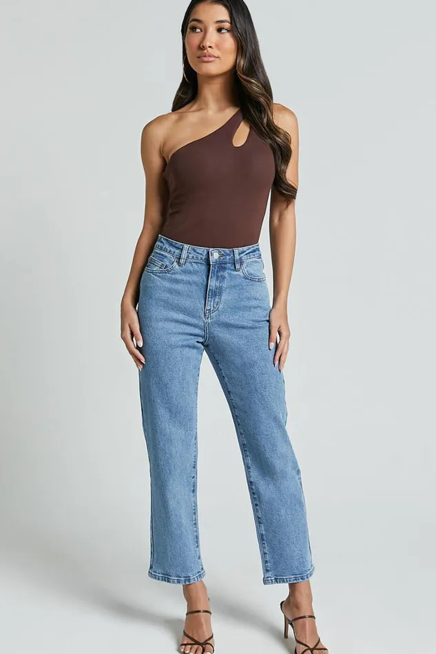 Chandler Jeans 8211 High Waisted Crop Straight Jeans In Mid Blue Wash Women Showpo Jeans