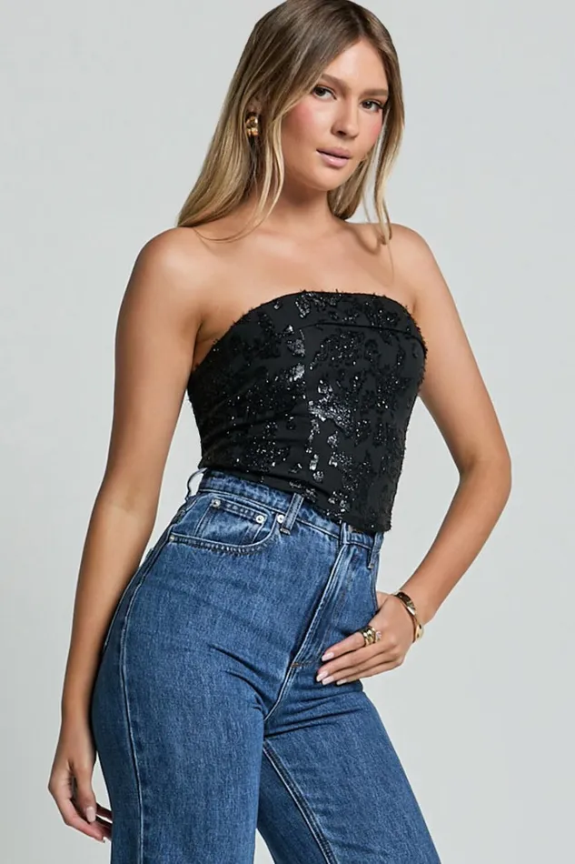 Chantelle Top 8211 Strapless Jacquard Crop Top In Black Women Showpo Tops