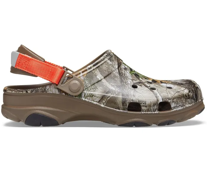Crocs Classic AllTerrain Realtree Edge Clog Walnut WomensMens Clogs