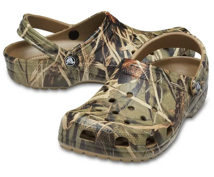 Crocs Classic Realtree V2 Khaki WomensMens Clogs