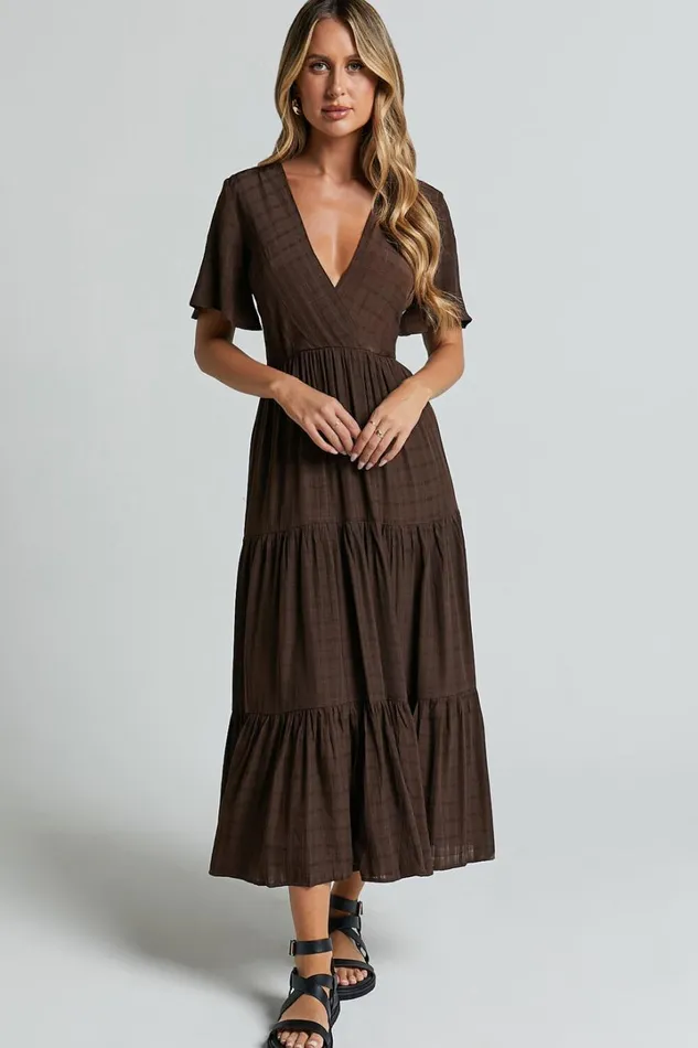 Cryzel Midi Dress 8211 Flutter Sleeve Tiered Dress In Chocolate Women Showpo Curve Clothes