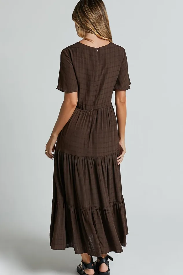 Cryzel Midi Dress 8211 Flutter Sleeve Tiered Dress In Chocolate Women Showpo Curve Clothes