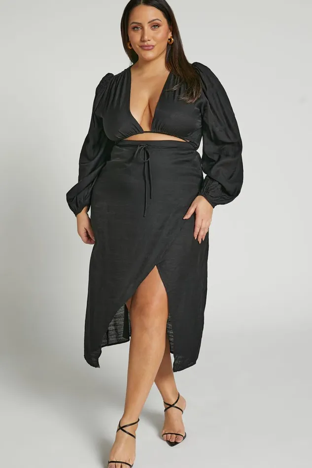 Demieh Midi Dress 8211 Front Cut Out Long Sleeve Dress In Black Women Showpo Curve Clothes