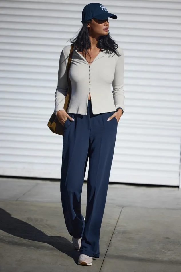 Dynamite Pants Women Yasmin Airflow Straight Leg Pants Blue