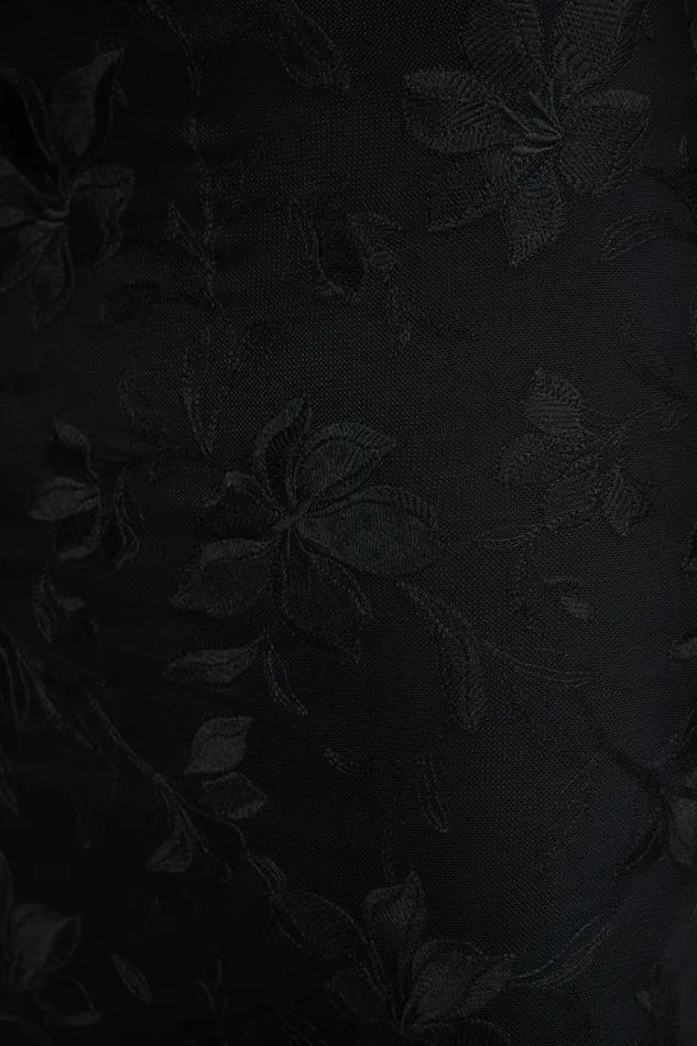 Dynamite Skirts and Skorts Women Alana Embroidered Midi Skirt Black