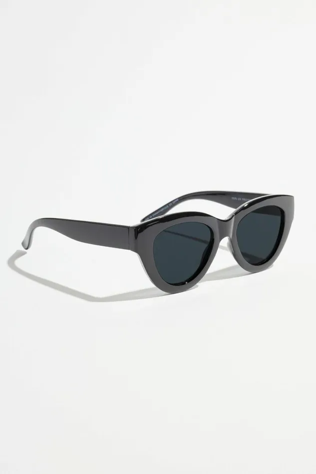 Dynamite Sunglasses Women Chunky CatEye Sunglasses Purple