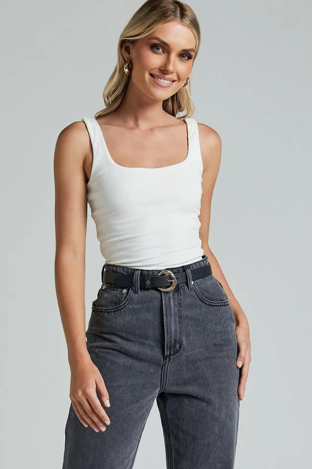 Eira Top 8211 Scoop Neck Sleeveless Cropped Tank In White Women Showpo Basics