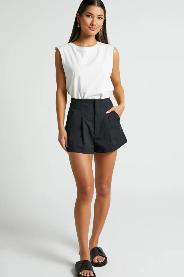 Elyssa Shorts 8211 Pleat Detail Shorts In Black Women Showpo Shorts