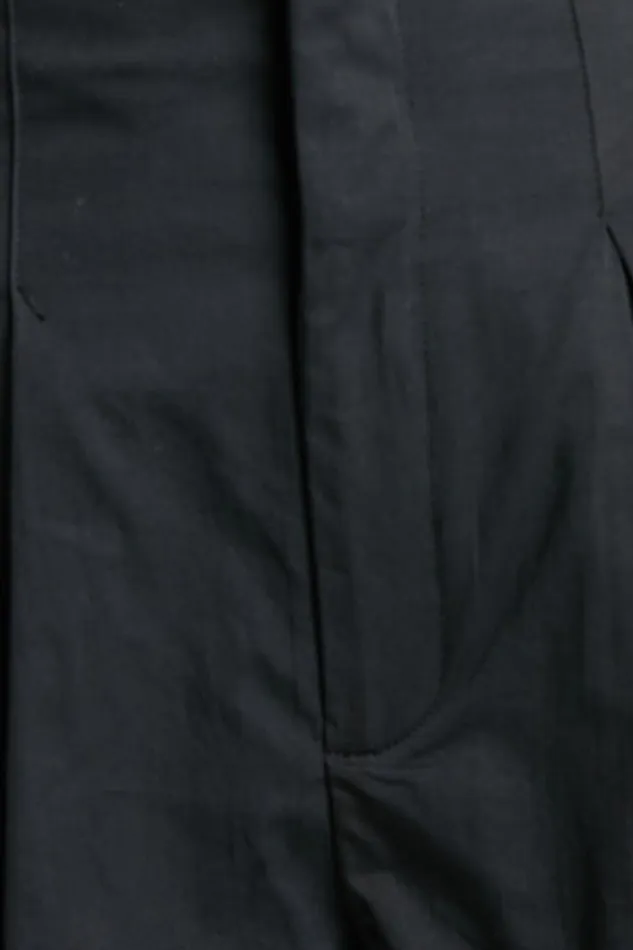 Elyssa Shorts 8211 Pleat Detail Shorts In Black Women Showpo Shorts