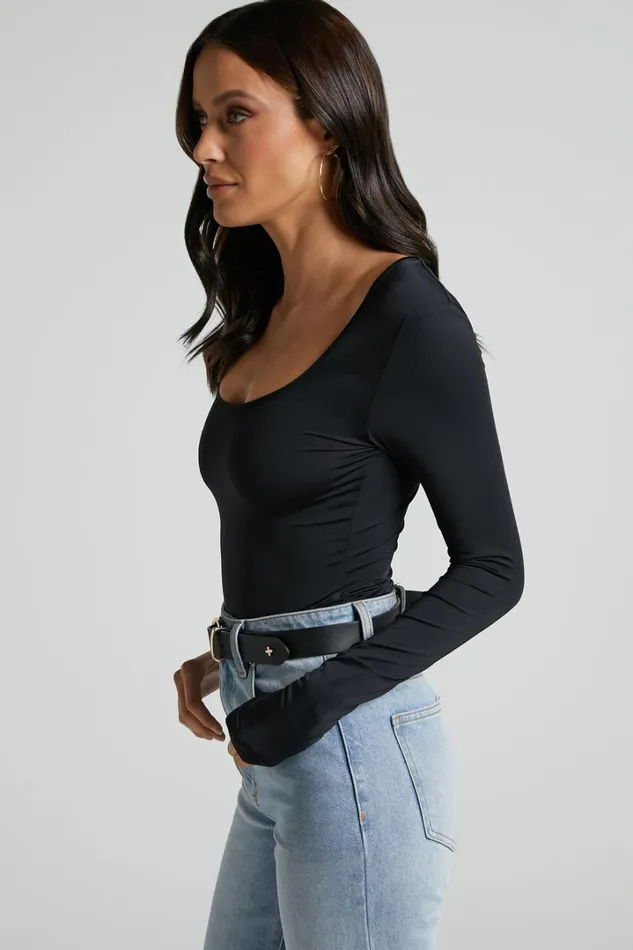 Evelina Bodysuit 8211 Scoop Neck Bodysuit In Black Women Showpo Basics