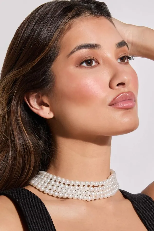 Gabrielle Necklace 8211 Layered Pearl Choker Necklace In White Women Showpo Necklaces