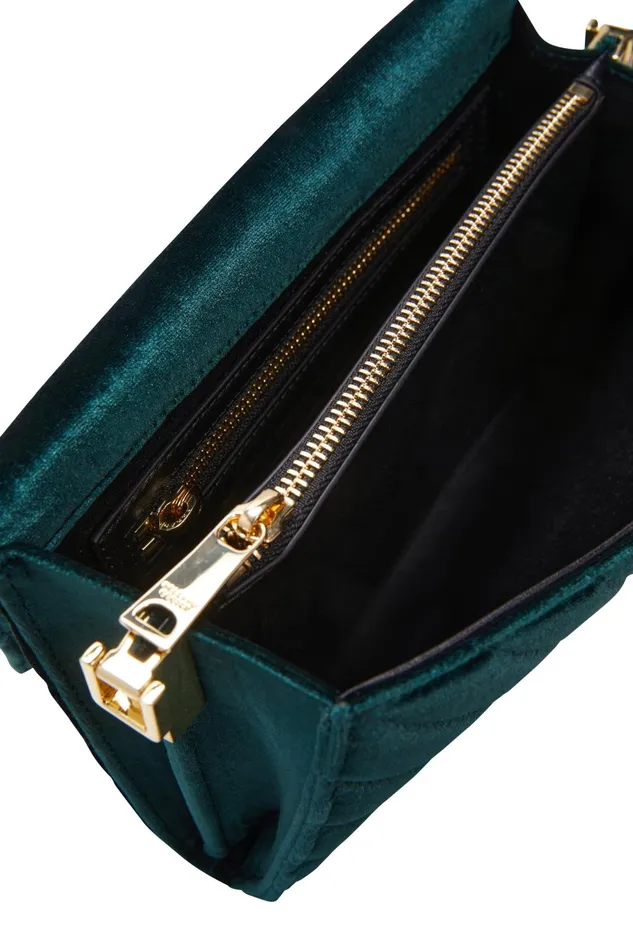 Holland Cooper Bags Women Belgravia Clutch Bag Emerald Velvet Holland Cooper Bags Women Belgravia Clutch Bag Emerald Velvet