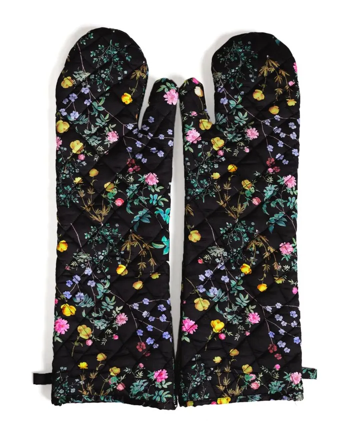 Home Women Cynthia Rowley Quilted Oven Mitts