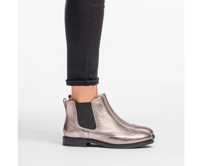 Hush Puppies Boots Women Bailey Chelsea Boot Black Leather Hush Puppies Boots Women Bailey Chelsea Boot Black Leather
