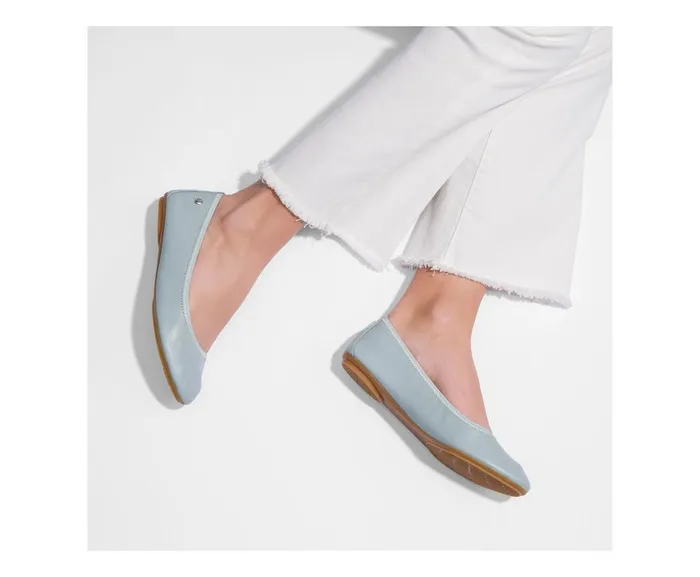 Hush Puppies Flats and SlipOns Women Chaste Ballet Seafoam Leather Hush Puppies Flats and SlipOns Women Chaste Ballet Seafoam Leather