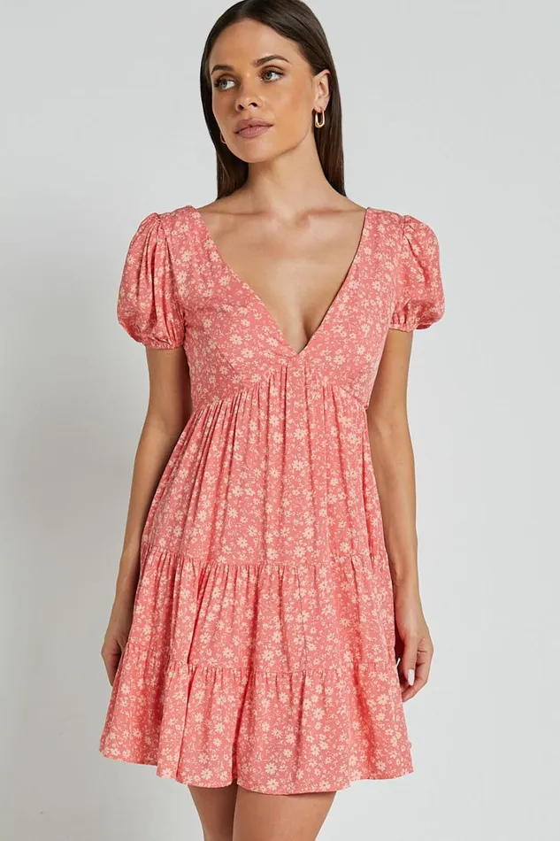 Isla Mini Dress 8211 V Neck Tiered Dress In Coral Floral Women Showpo Dresses