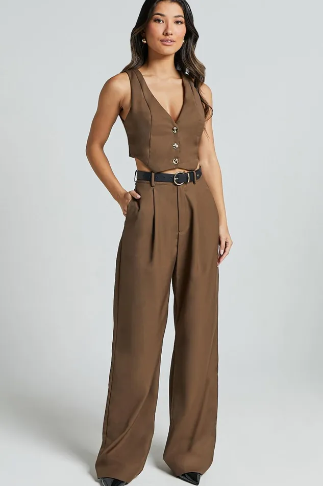 Izara Trousers 8211 Mid Rise Relaxed Straight Leg Tailored Trousers In Oak Women Showpo Pants