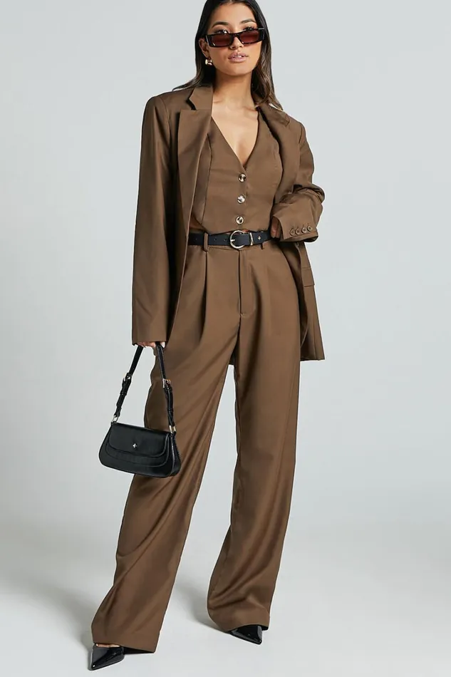 Izara Trousers 8211 Mid Rise Relaxed Straight Leg Tailored Trousers In Oak Women Showpo Pants