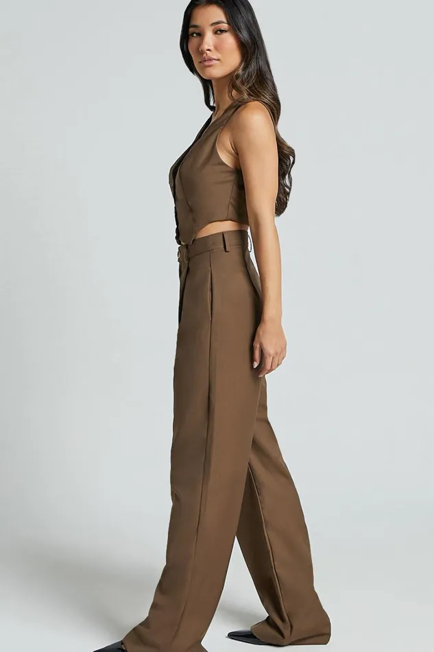Izara Trousers 8211 Mid Rise Relaxed Straight Leg Tailored Trousers In Oak Women Showpo Pants