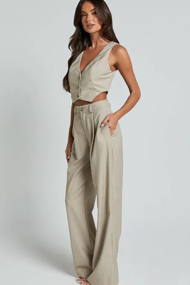 Izara Trousers 8211 Mid Rise Relaxed Straight Leg Tailored Trousers In Oatmeal Women Showpo Pants