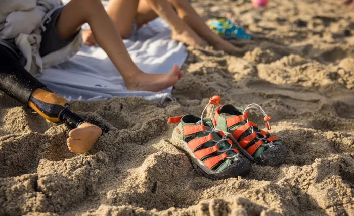Kids KEEN Sandals Little Kids039 Newport Boundless Granite GreenScarlet Ibis Sandal Kids KEEN Sandals Little Kids039 Newport Boundless Granite GreenScarlet Ibis Sandal