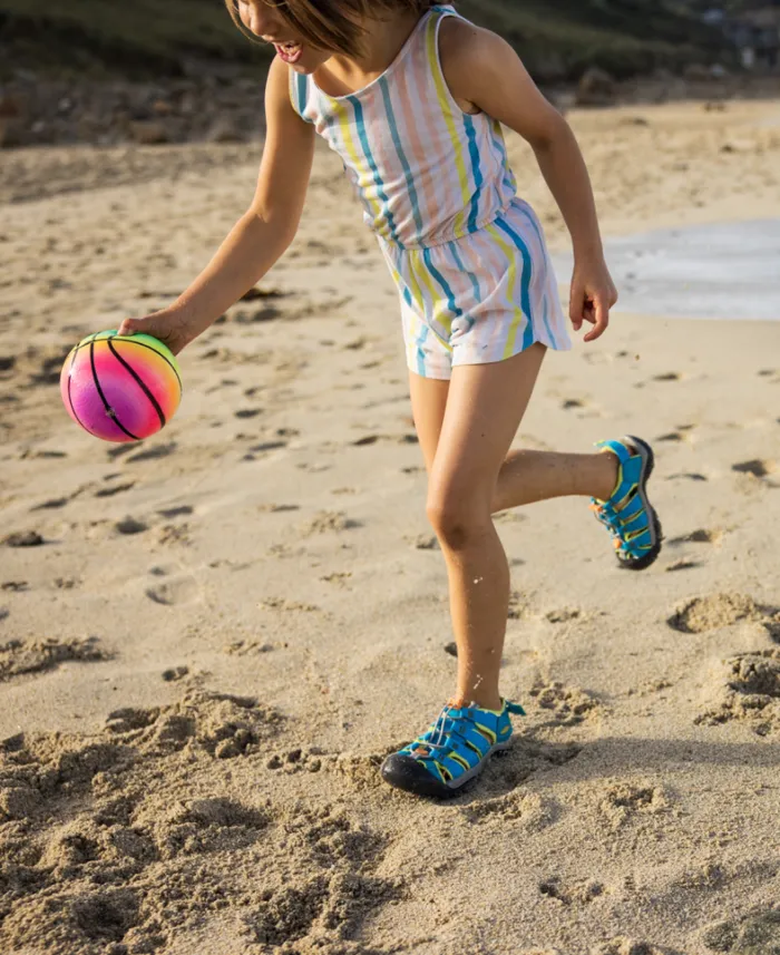 Kids KEEN Sandals Little Kids039 Newport Boundless Granite GreenScarlet Ibis Sandal Kids KEEN Sandals Little Kids039 Newport Boundless Granite GreenScarlet Ibis Sandal