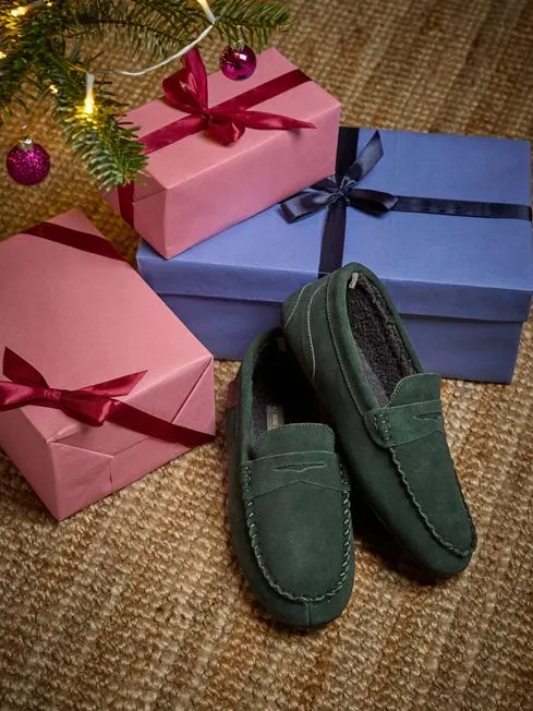 Men Fatface Pajamas and Nightwear Dark Green Suede Moccasin Slippers Men Fatface Pajamas and Nightwear Dark Green Suede Moccasin Slippers