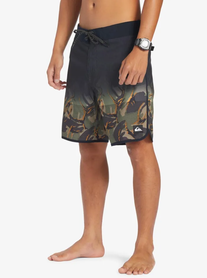 Men Quiksilver Boardshorts Highlite Scallop 19034 Boardshorts Four Leaf Clover Men Quiksilver Boardshorts Highlite Scallop 19034 Boardshorts Four Leaf Clover