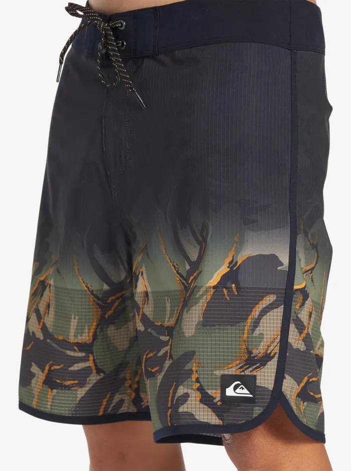 Men Quiksilver Boardshorts Highlite Scallop 19034 Boardshorts Four Leaf Clover Men Quiksilver Boardshorts Highlite Scallop 19034 Boardshorts Four Leaf Clover