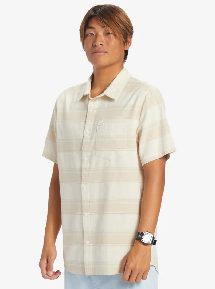 Men Quiksilver Shirts and Polos Cali Sunrise Short Sleeve Shirt Birch Cali Str Men Quiksilver Shirts and Polos Cali Sunrise Short Sleeve Shirt Birch Cali Str