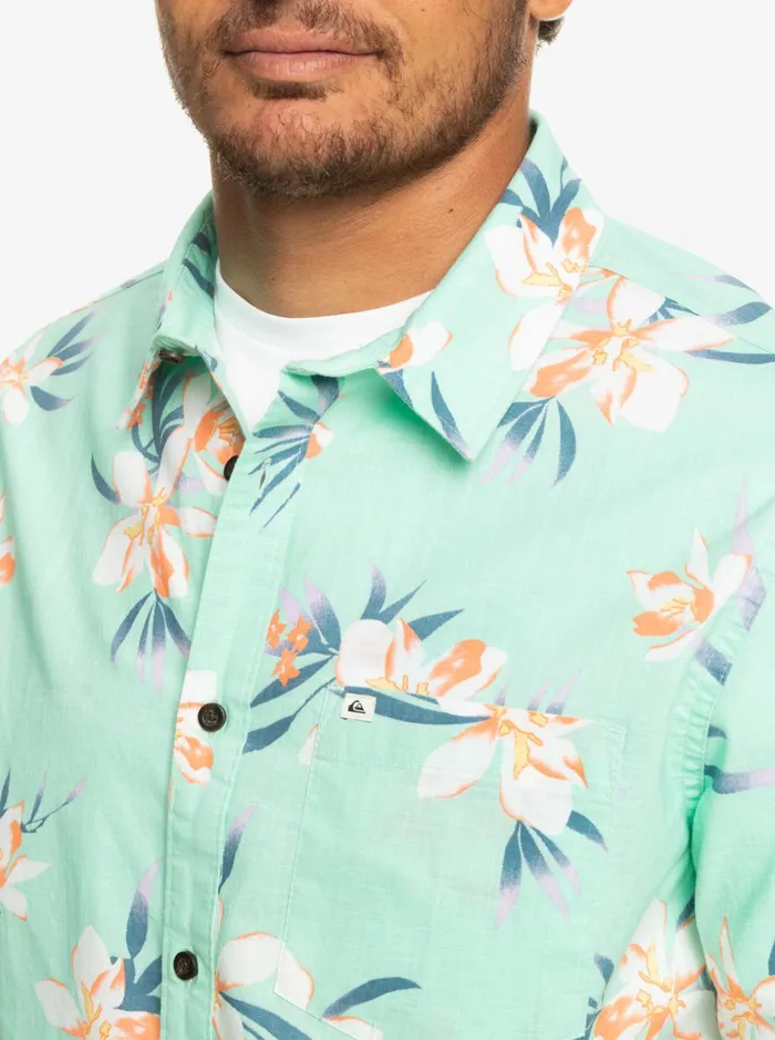 Men Quiksilver Shirts and Polos Holidazed Short Sleeve Shirt Beach Glass Holidazed Men Quiksilver Shirts and Polos Holidazed Short Sleeve Shirt Beach Glass Holidazed