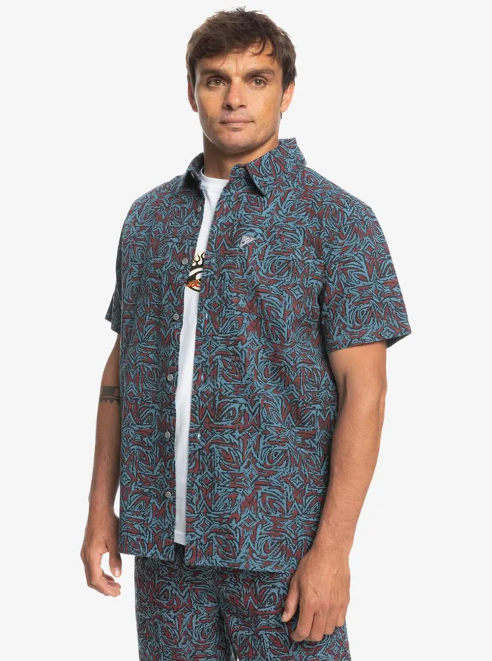 Men Quiksilver Shirts and Polos Saturn Short Sleeve Shirt Provencial Saturn Men Quiksilver Shirts and Polos Saturn Short Sleeve Shirt Provencial Saturn