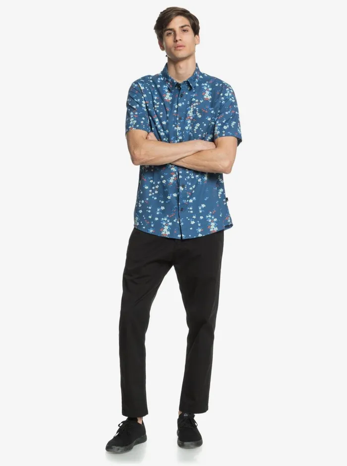 Men Quiksilver Shirts and Polos Tripping Daisy Short Sleeve Shirt Majolica Blue Tripping Daisy Men Quiksilver Shirts and Polos Tripping Daisy Short Sleeve Shirt Majolica Blue Tripping Daisy