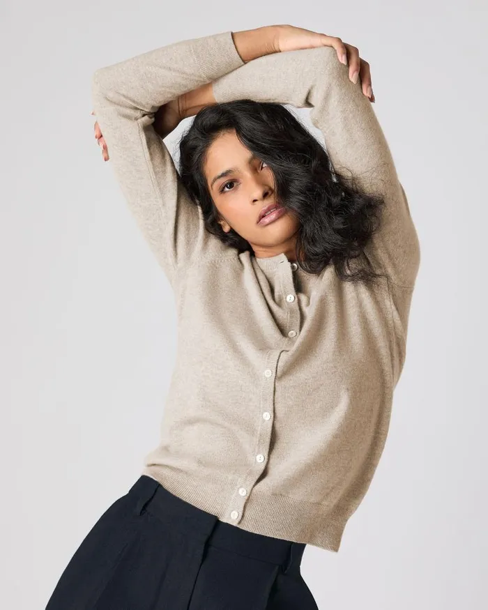 NPeal Cardigans Women Olivia Round Neck Cashmere Cardigan Oatmeal Brown