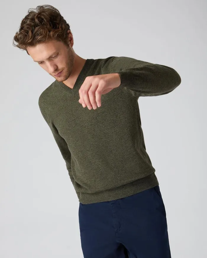 NPeal Jumpers Men Burlington V Neck Cashmere Jumper Moss Green
