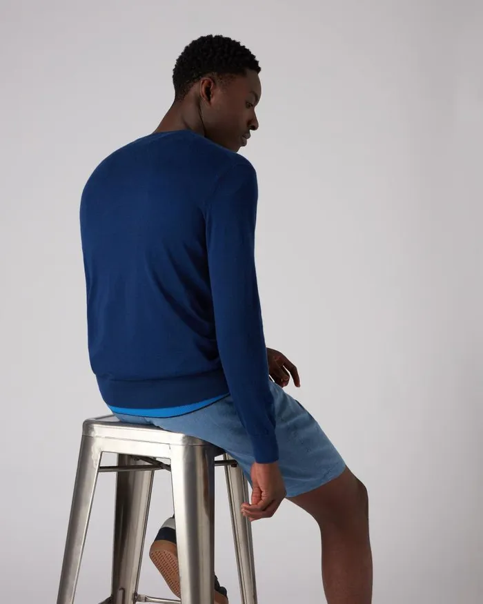 NPeal Jumpers Men Conduit Fine Gauge Cashmere V Neck Jumper French Blue