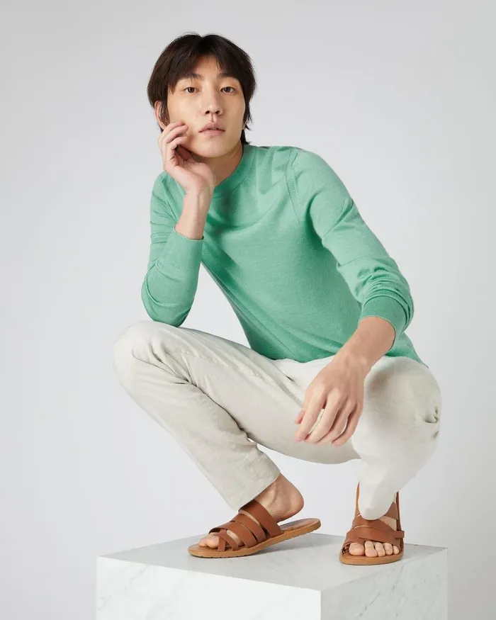 NPeal Jumpers Men Covent Fine Gauge Cashmere Round Neck Jumper Seafoam Green