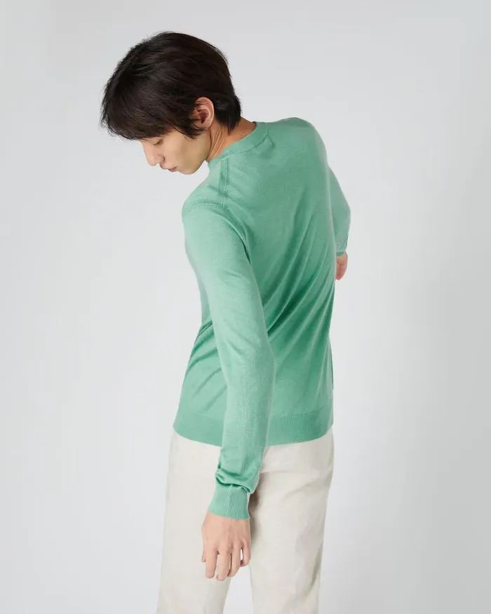 NPeal Jumpers Men Covent Fine Gauge Cashmere Round Neck Jumper Seafoam Green