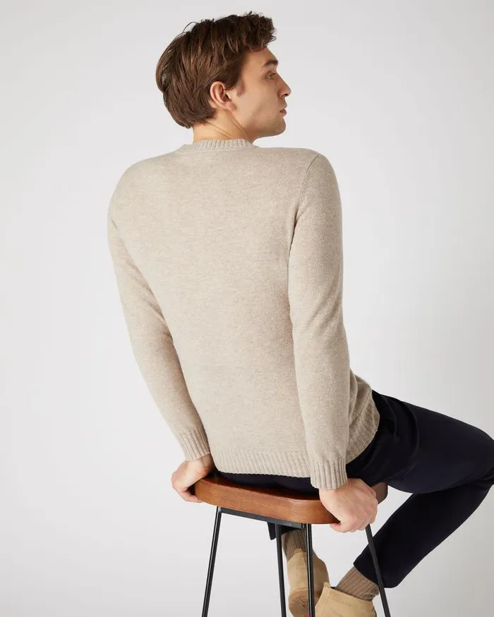 NPeal Jumpers Men Shoreditch Round Neck Cashmere Jumper Oatmeal Brown
